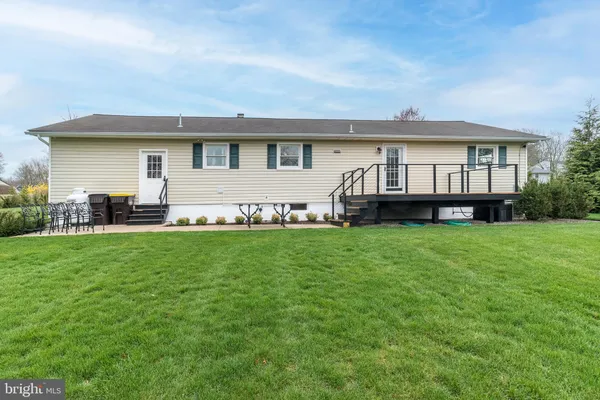 $875,000 | 3645-57 Applebutter Road, Fountainville, PA 18923