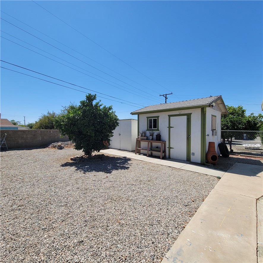 29084 Desert Hills Road Menifee, CA 92586 - Photo 18 of 22 storage sheds
