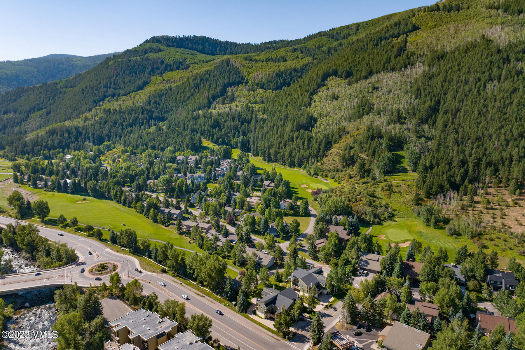 16 Eagle-Vail Road, Unit A1 Eagle-Vail, CO 81620 - Photo 4 of 30 an aerial view of a city