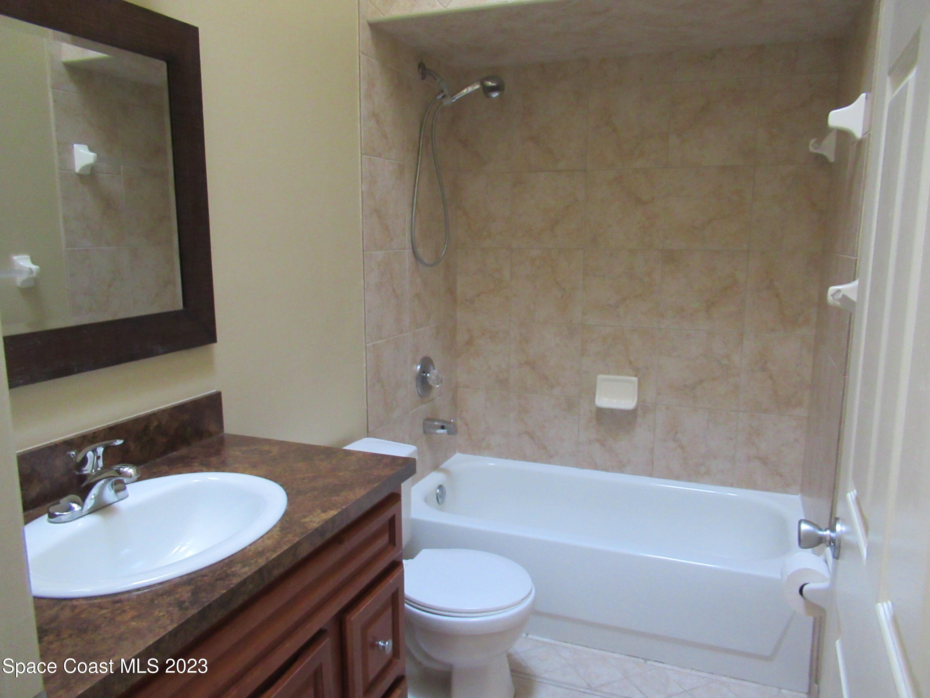 423 Trier Road Northwest Palm Bay, FL 32907 - Photo 23 of 25 IMG_0642