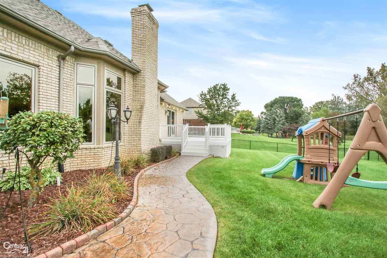 54140 Romeo Plank Road Macomb, MI 48042 - Photo 39 of 61 Gallery Image 39