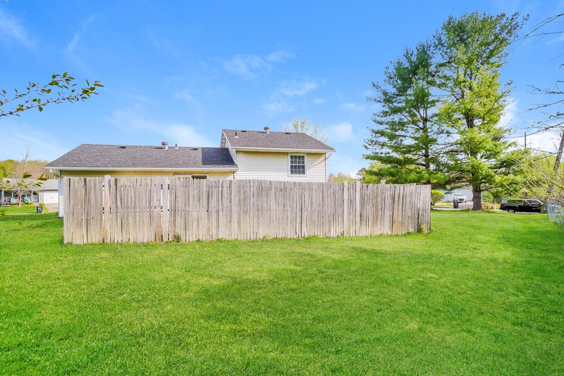 326 Ridgemere Way Lancaster, OH 43130 - Photo 15 of 15 15 Back