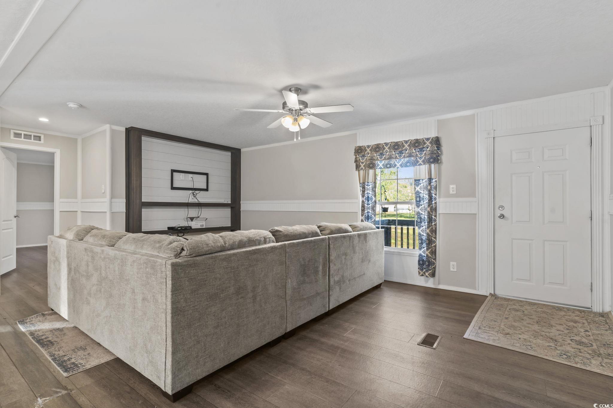 938 Cane Branch Road Loris, SC 29569 - Photo 4 of 34 Gallery Image 4
