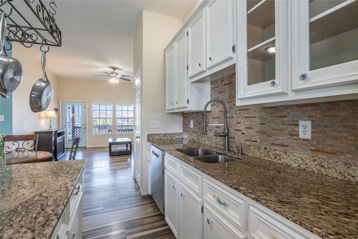 14 South Flamingo Street La Marque, TX 77568 - Photo 27 of 50