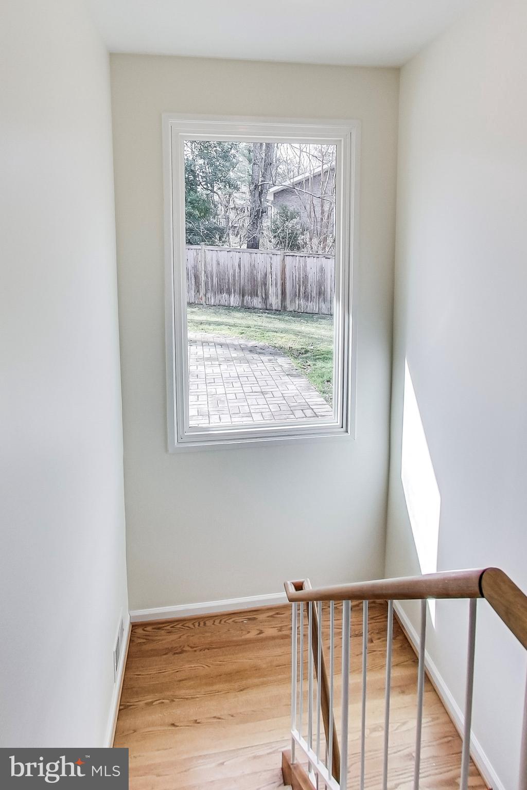 7916 Fenway Road Bethesda, MD 20817 - Photo 20 of 36 Stairwell