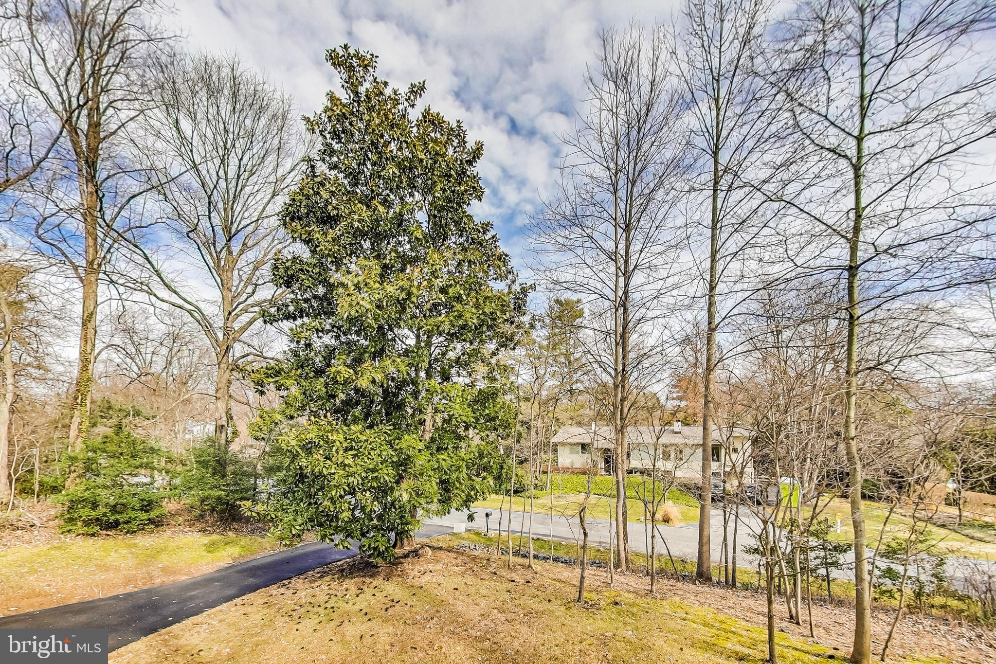 7916 Fenway Road Bethesda, MD 20817 - Photo 6 of 36 Front Balcony View