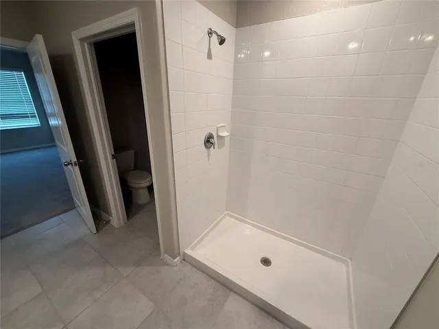 a bathroom with a tub