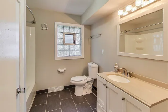 $399,000 | 4735 West 122nd Street, Alsip, IL 60803