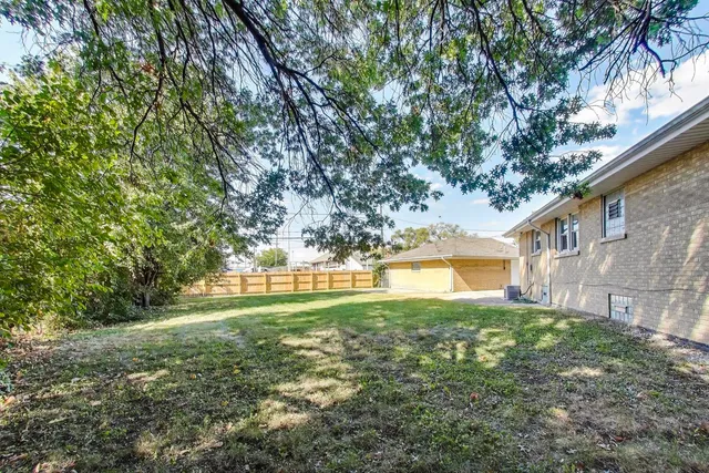 $399,000 | 4735 West 122nd Street, Alsip, IL 60803
