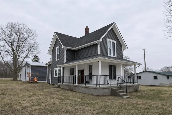 $199,900 | 203 South Main Street, Montgomery, MI 49255