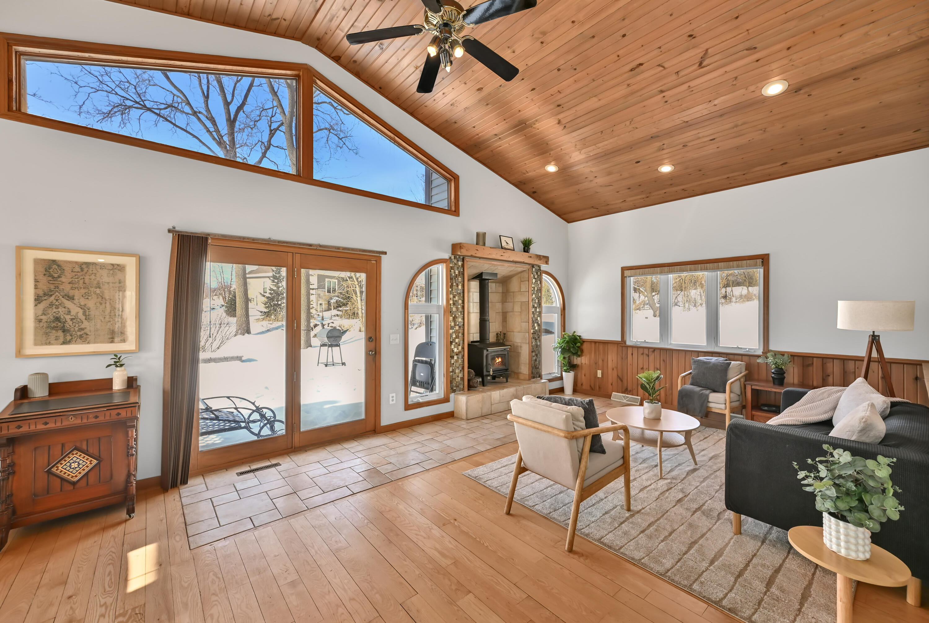 2135 West Shore Drive Delafield, WI 53018 - Photo 2 of 49 Open Concept