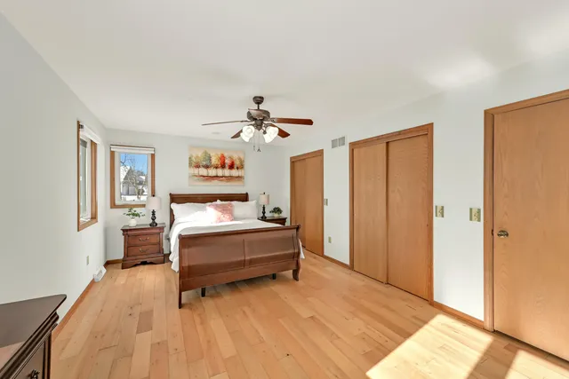 $640,000 | 2135 West Shore Drive, Delafield, WI 53018