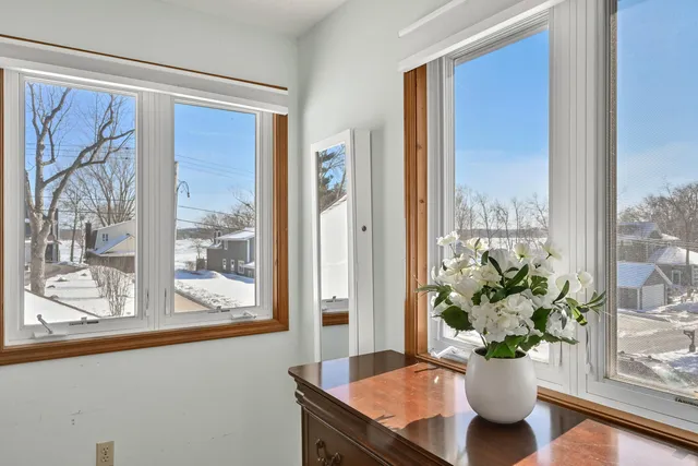 $640,000 | 2135 West Shore Drive, Delafield, WI 53018