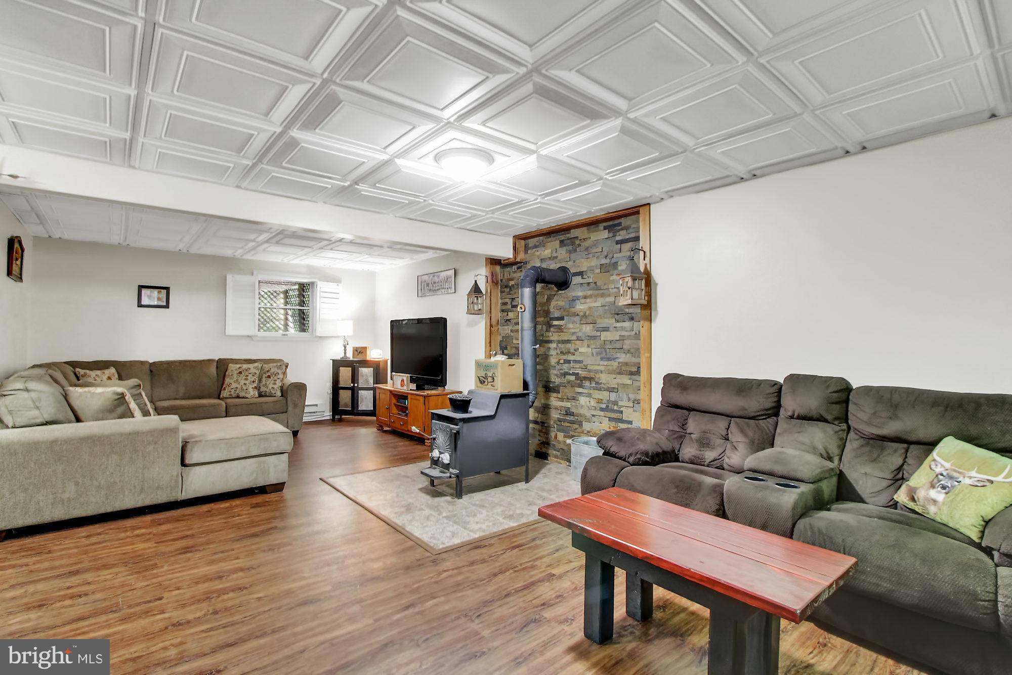 324 Chestnut Hill Road York, PA 17402 - Photo 22 of 36 Gallery Image 22