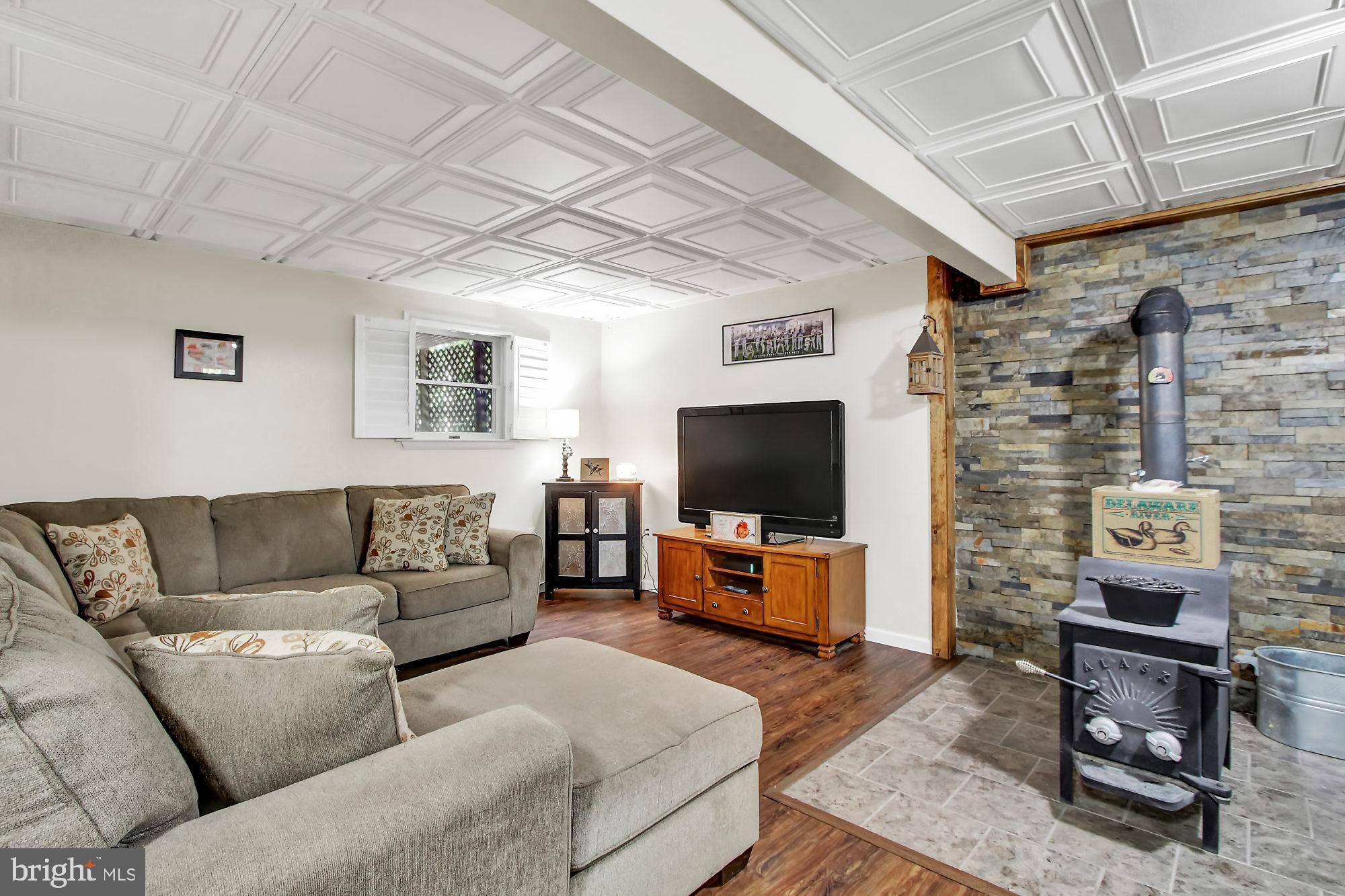 324 Chestnut Hill Road York, PA 17402 - Photo 23 of 36 Gallery Image 23