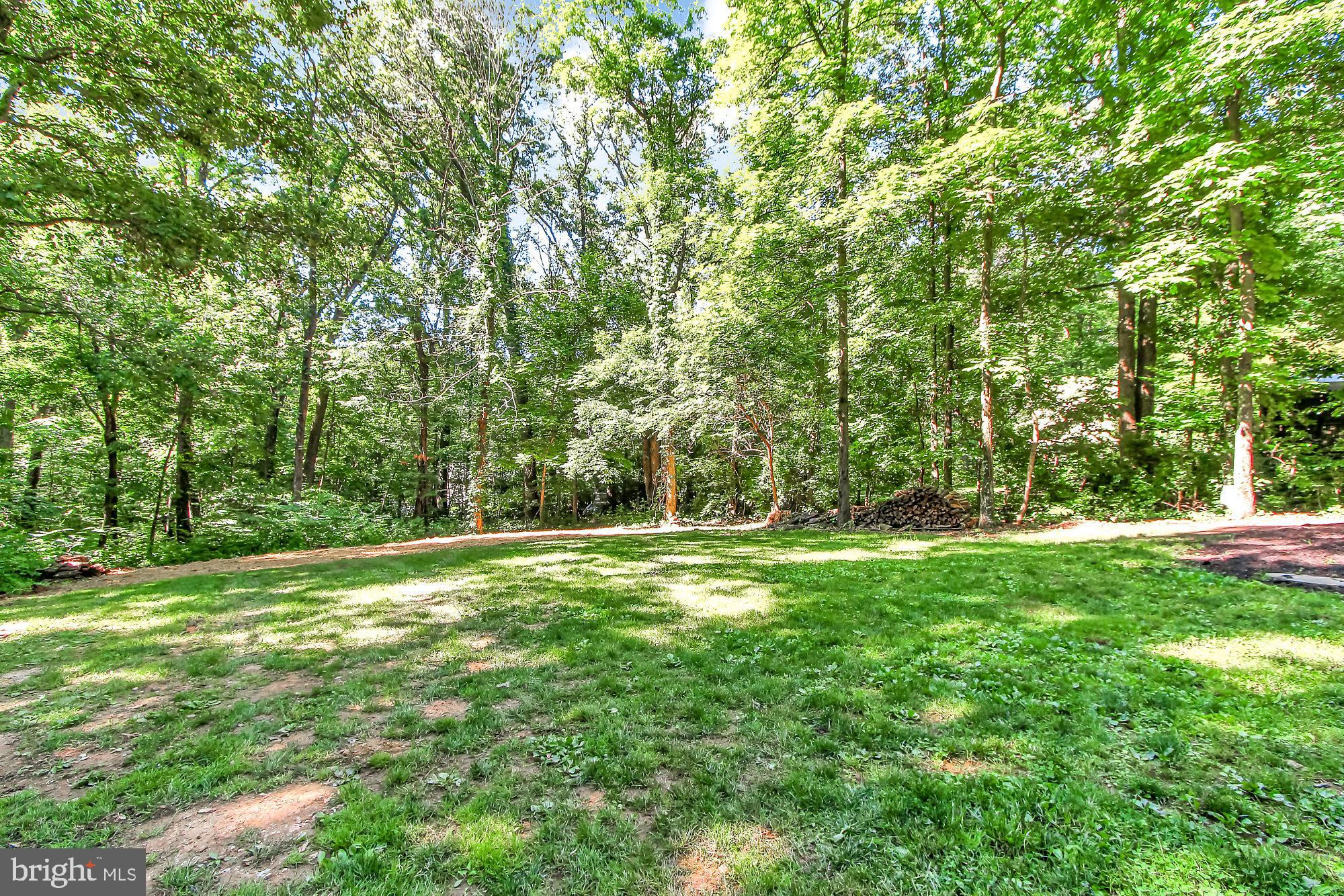 324 Chestnut Hill Road York, PA 17402 - Photo 29 of 36 Gallery Image 29