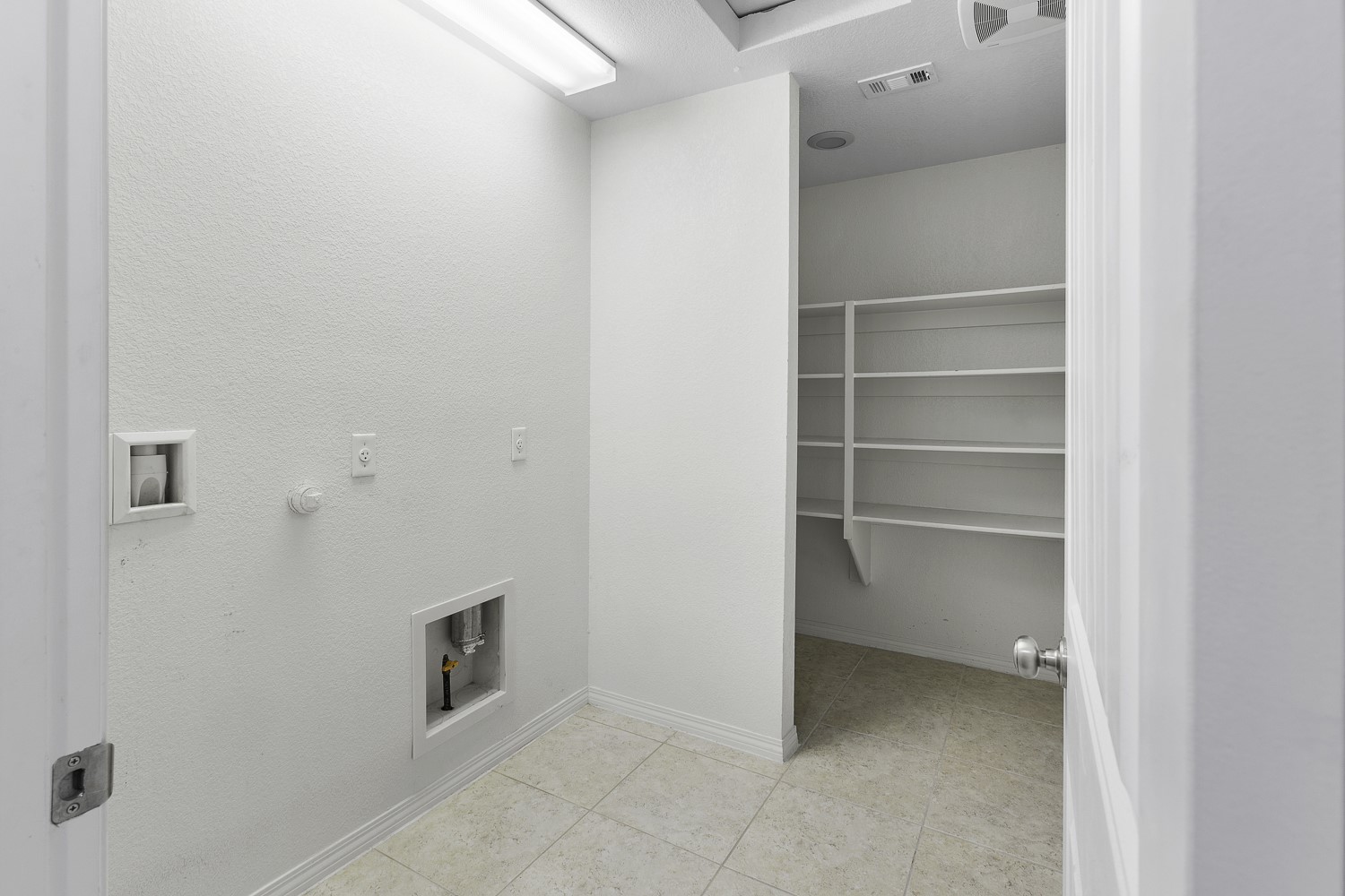 Undisclosed Address Austin, TX 78747 - Photo 21 of 28 a view of an empty room