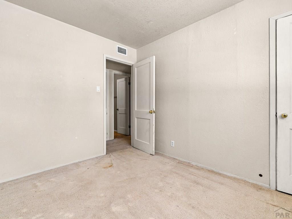 2610 Azalea Street Pueblo, CO 81005 - Photo 9 of 19