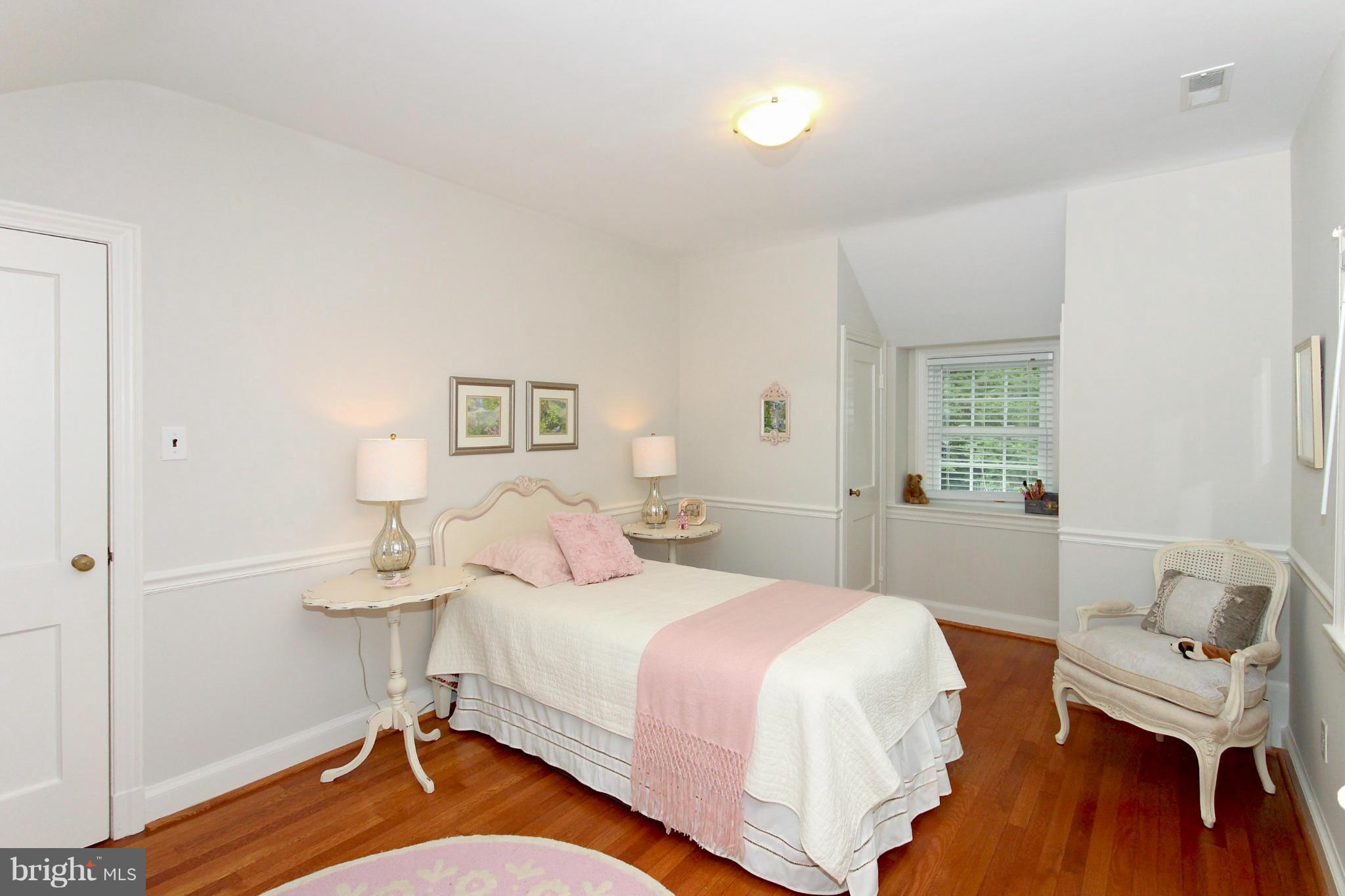 6005 Cobalt Road Bethesda, MD 20816 - Photo 12 of 30 Bedroom