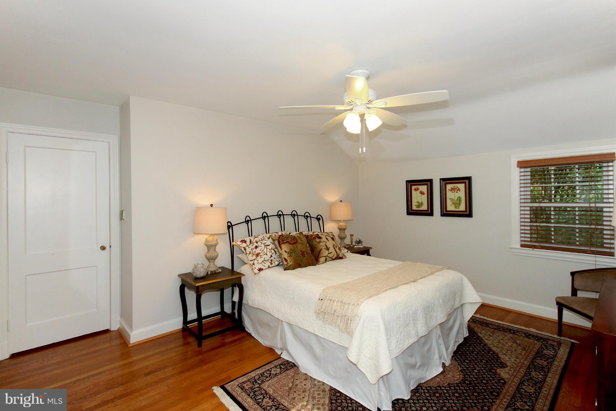 6005 Cobalt Road Bethesda, MD 20816 - Photo 13 of 30 Bedroom (Master)