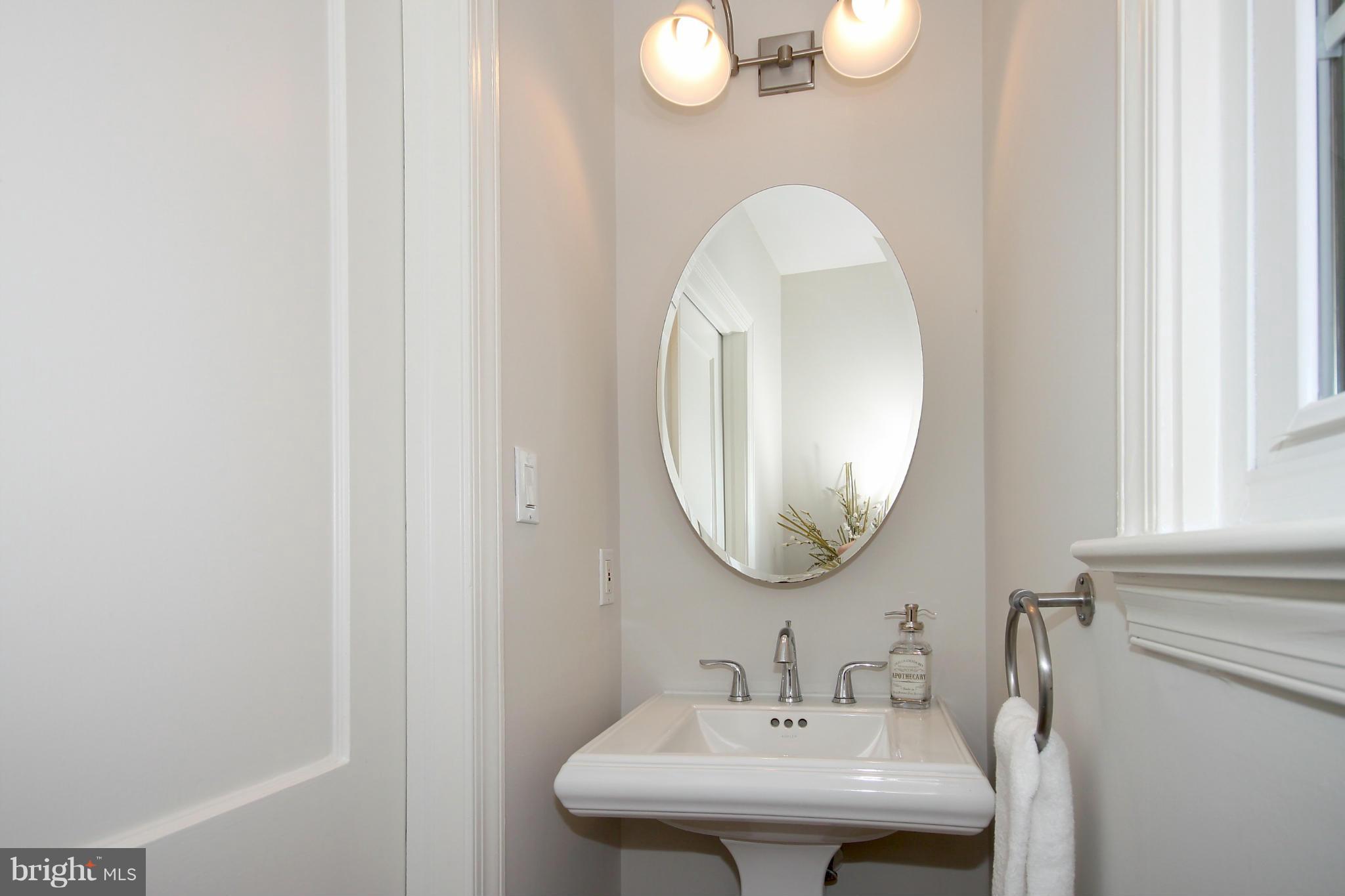 6005 Cobalt Road Bethesda, MD 20816 - Photo 15 of 30 Bath