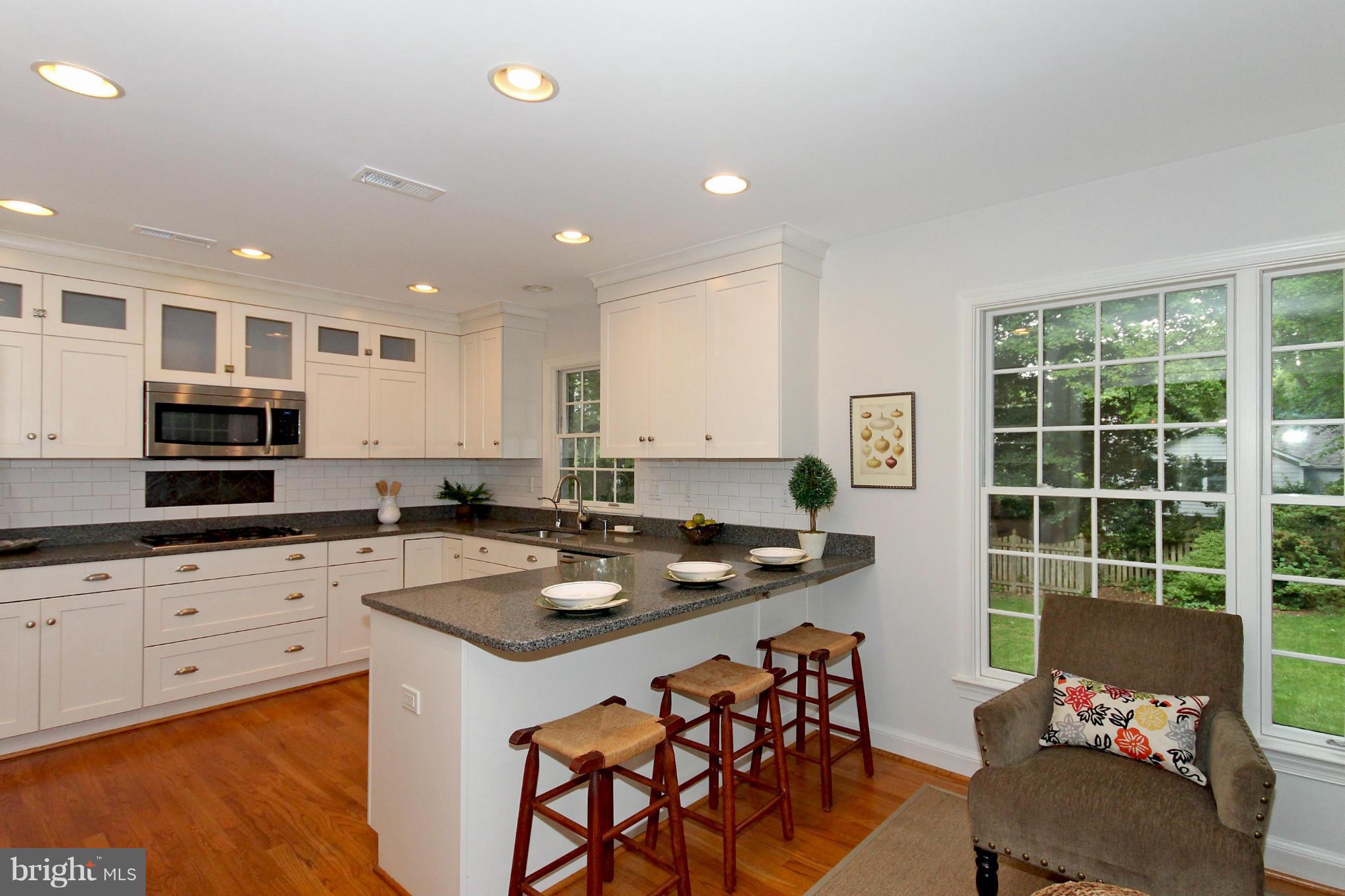6005 Cobalt Road Bethesda, MD 20816 - Photo 9 of 30 Kitchen