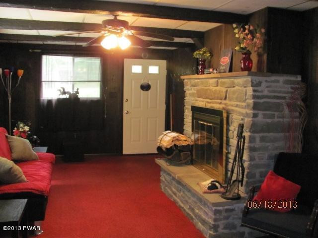 11 Holland Road Hawley, PA 18428 - Photo 8 of 17