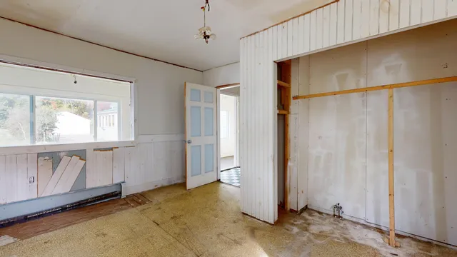 $109,000 | 220 Water Street, Waterville, ME 04901