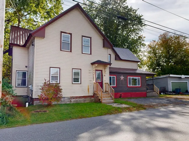 $109,000 | 220 Water Street, Waterville, ME 04901