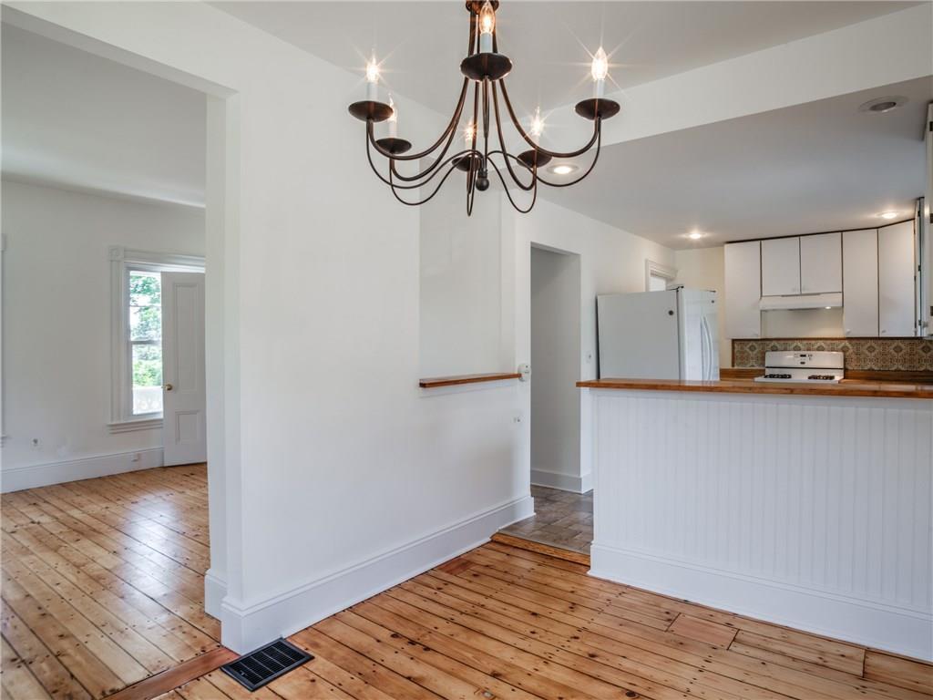 3-5 Whale Watch Road Orrs Island, ME 04066 - Photo 10 of 35 Dining area opens to Living room...