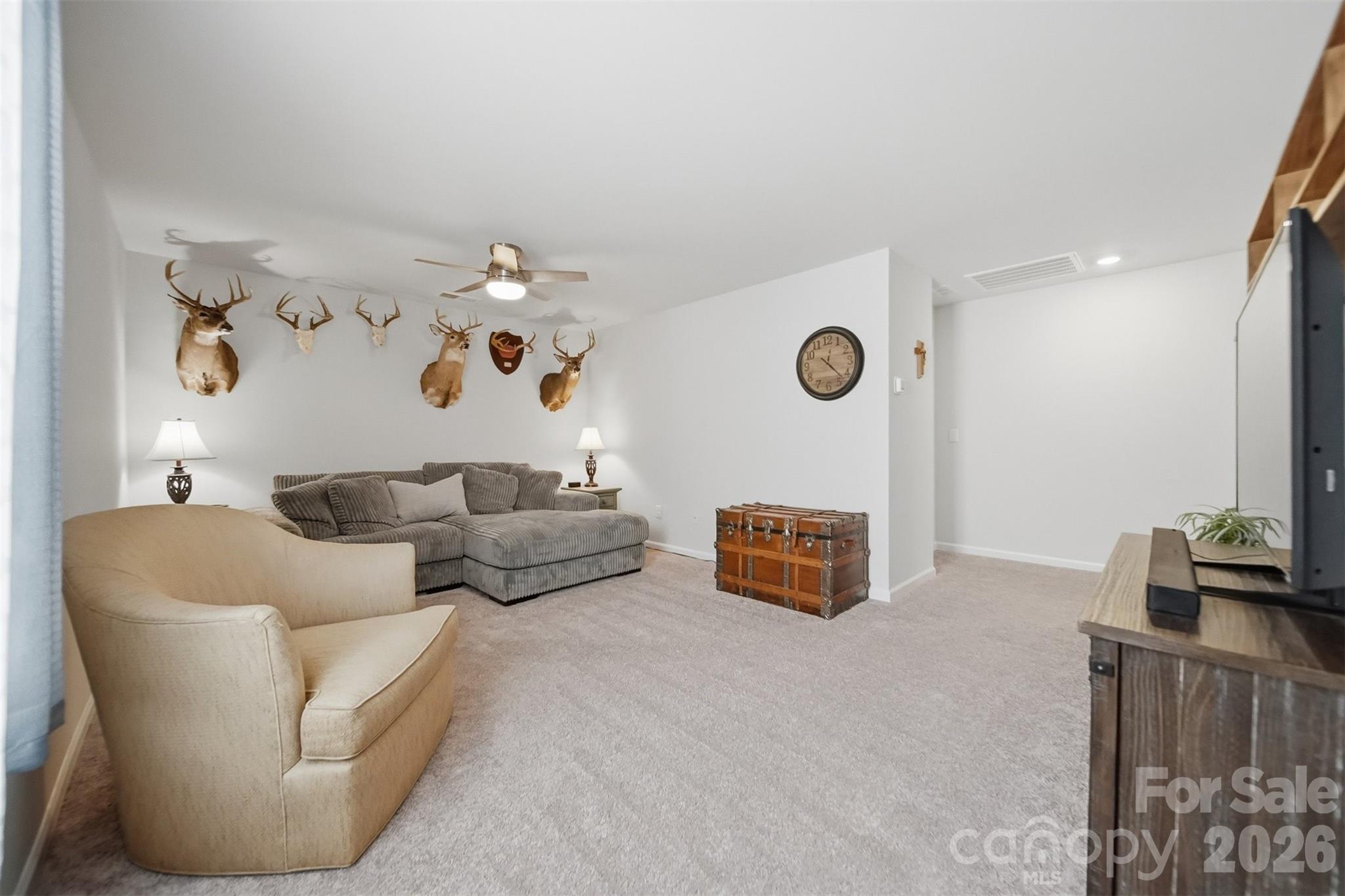 2841 Legacy Rdg Lane Catawba, NC 28609 - Photo 25 of 42 a living room with furniture