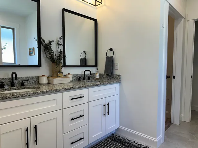 $369,900 | 875 Affirmed Drive, Boiling Springs, SC 29316