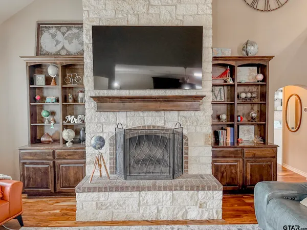 $489,900 | 302 Parkview Court, Whitehouse, TX 75791