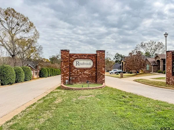 $489,900 | 302 Parkview Court, Whitehouse, TX 75791
