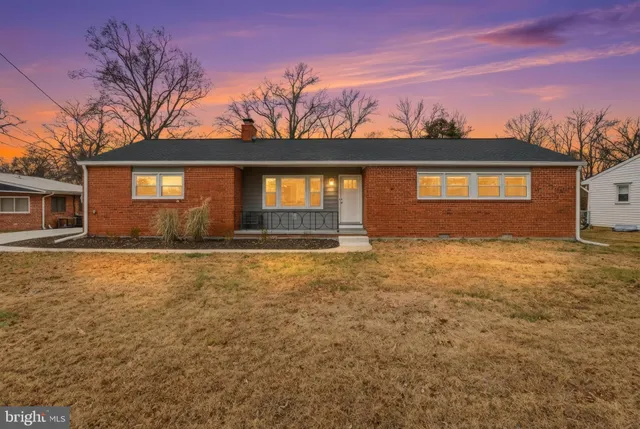 $564,900 | 8821 West Fort Foote Terrace, Fort Washington, MD 20744