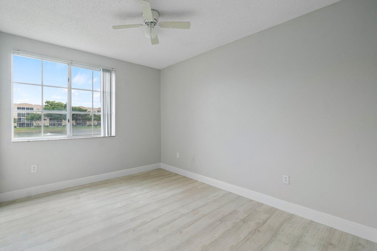 7950 North Nob Hill Road, Unit 206 Tamarac, FL 33321 - Photo 14 of 41 Bedroom 3