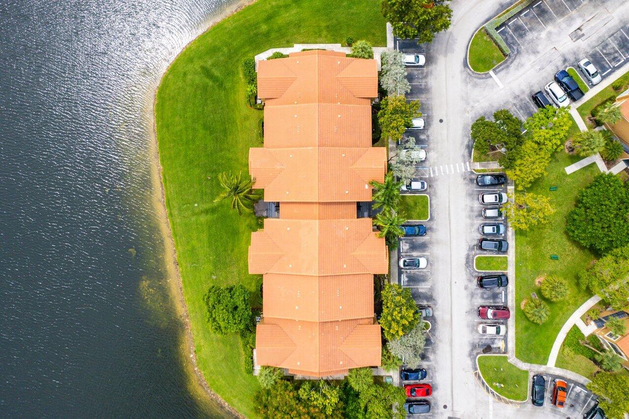 7950 North Nob Hill Road, Unit 206 Tamarac, FL 33321 - Photo 38 of 41 040-7950NorthNobHillRoad-Tamarac-FL-3332