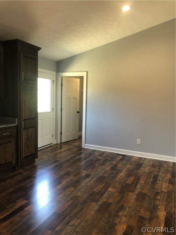 571 Eastern View Road Dunnsville, VA 22454 - Photo 7 of 14 Gallery Image 7