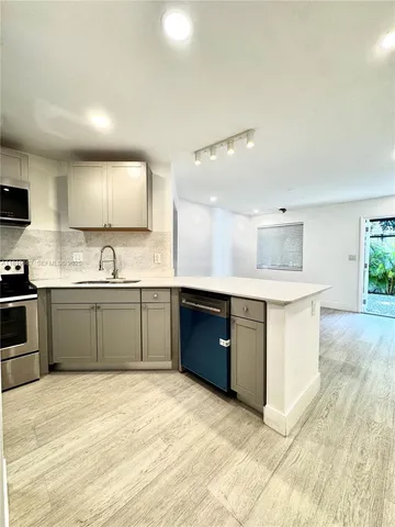 $2,250 | 111 Northwest 7th Avenue, Unit 1, Dania Beach, FL 33004