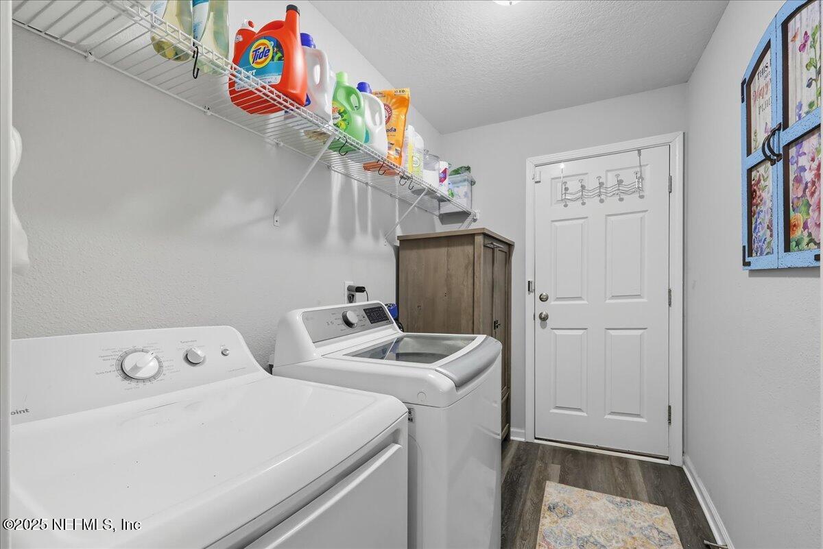 10441 Bradley Road Jacksonville, FL 32246 - Photo 15 of 19 15-Laundry Room