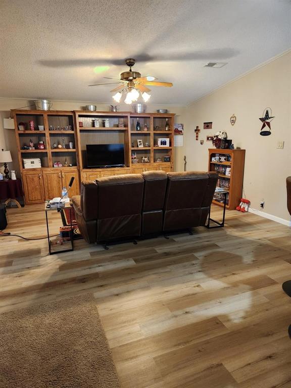 124 James Road Kilgore, TX 75662 - Photo 17 of 40