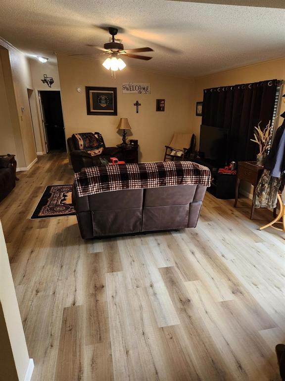 124 James Road Kilgore, TX 75662 - Photo 7 of 40