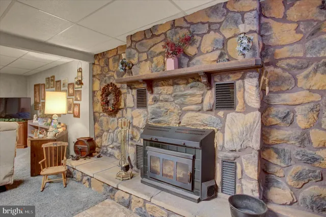 a bathroom with a sink vanity and a mirror