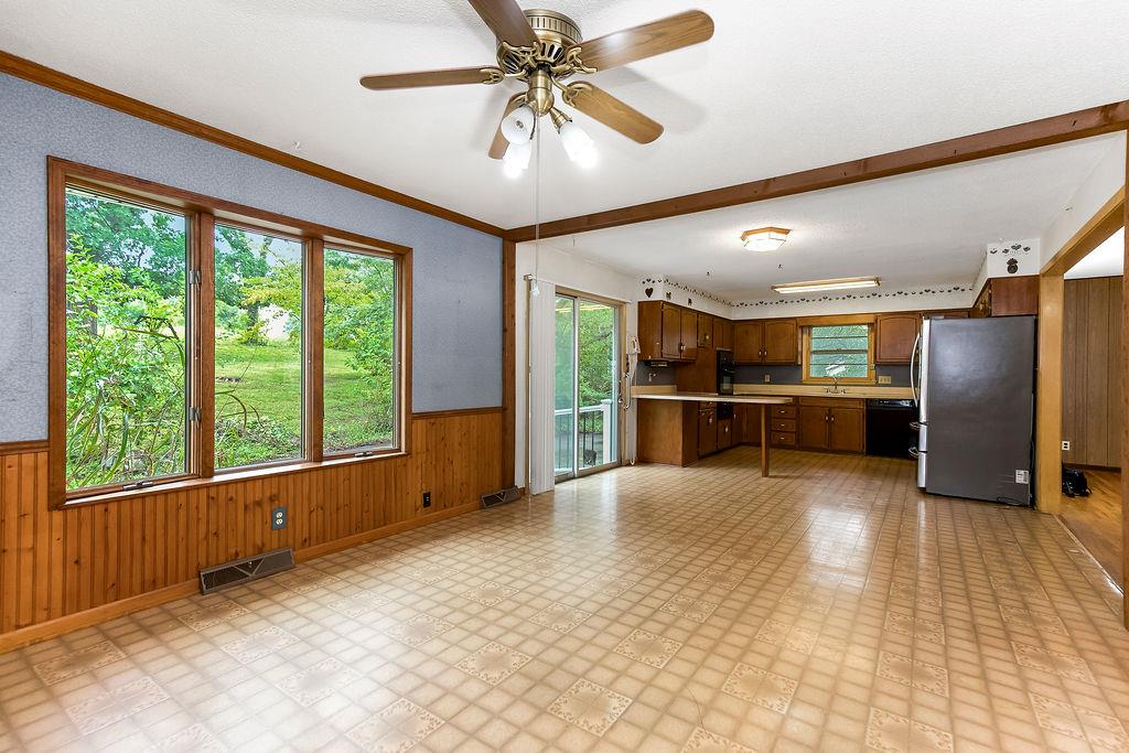 16623 Fort Riley Road Leavenworth, KS 66048 - Photo 5 of 30 Gallery Image 5