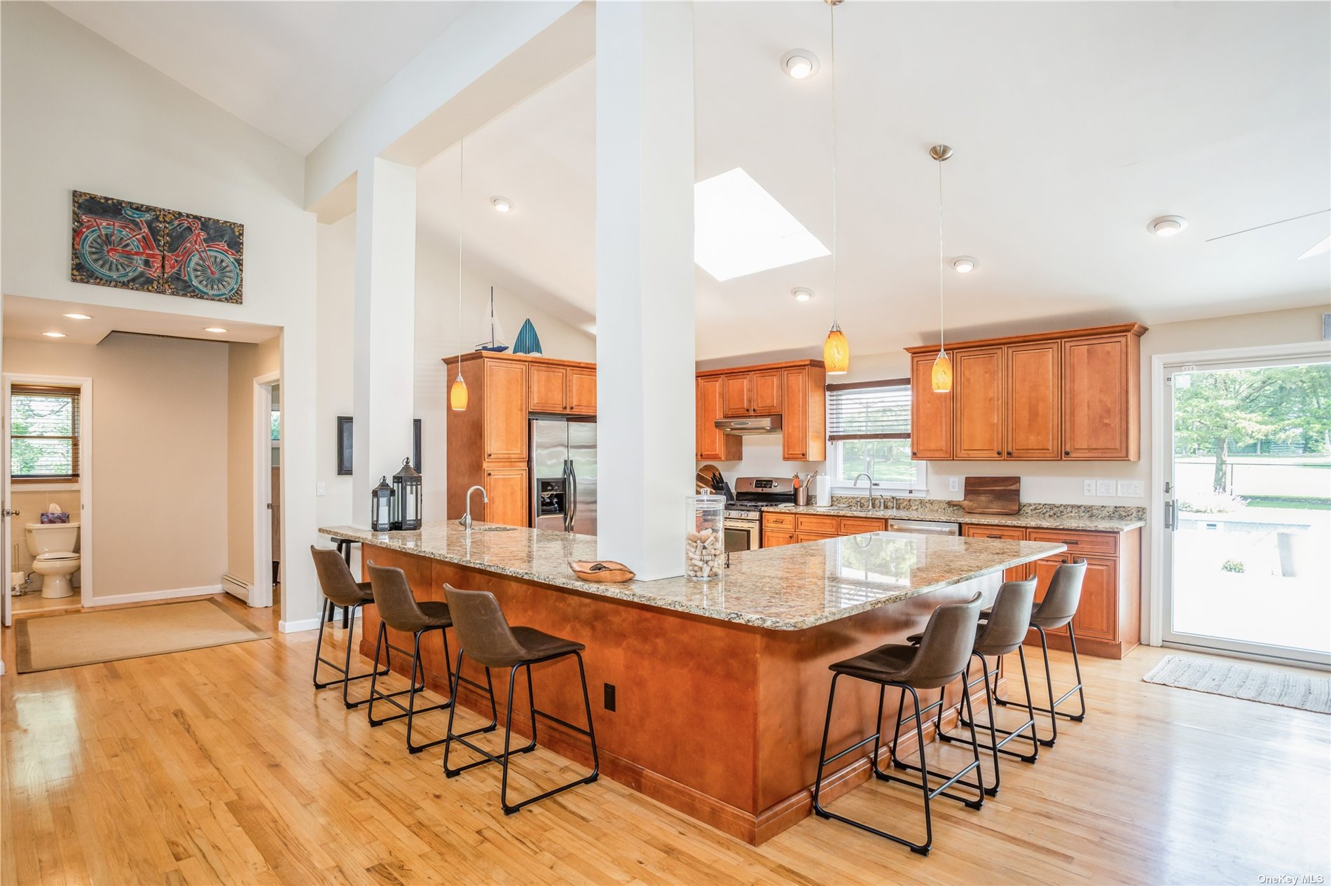 215 Southold, undefined 00000 - Photo 12 of 26