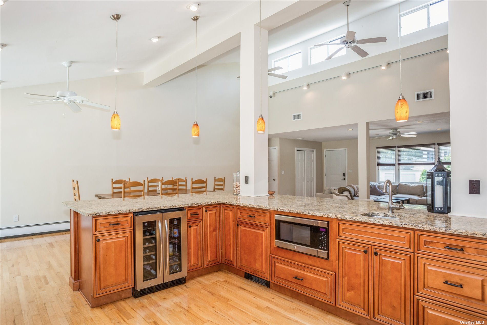 215 Southold, undefined 00000 - Photo 16 of 26