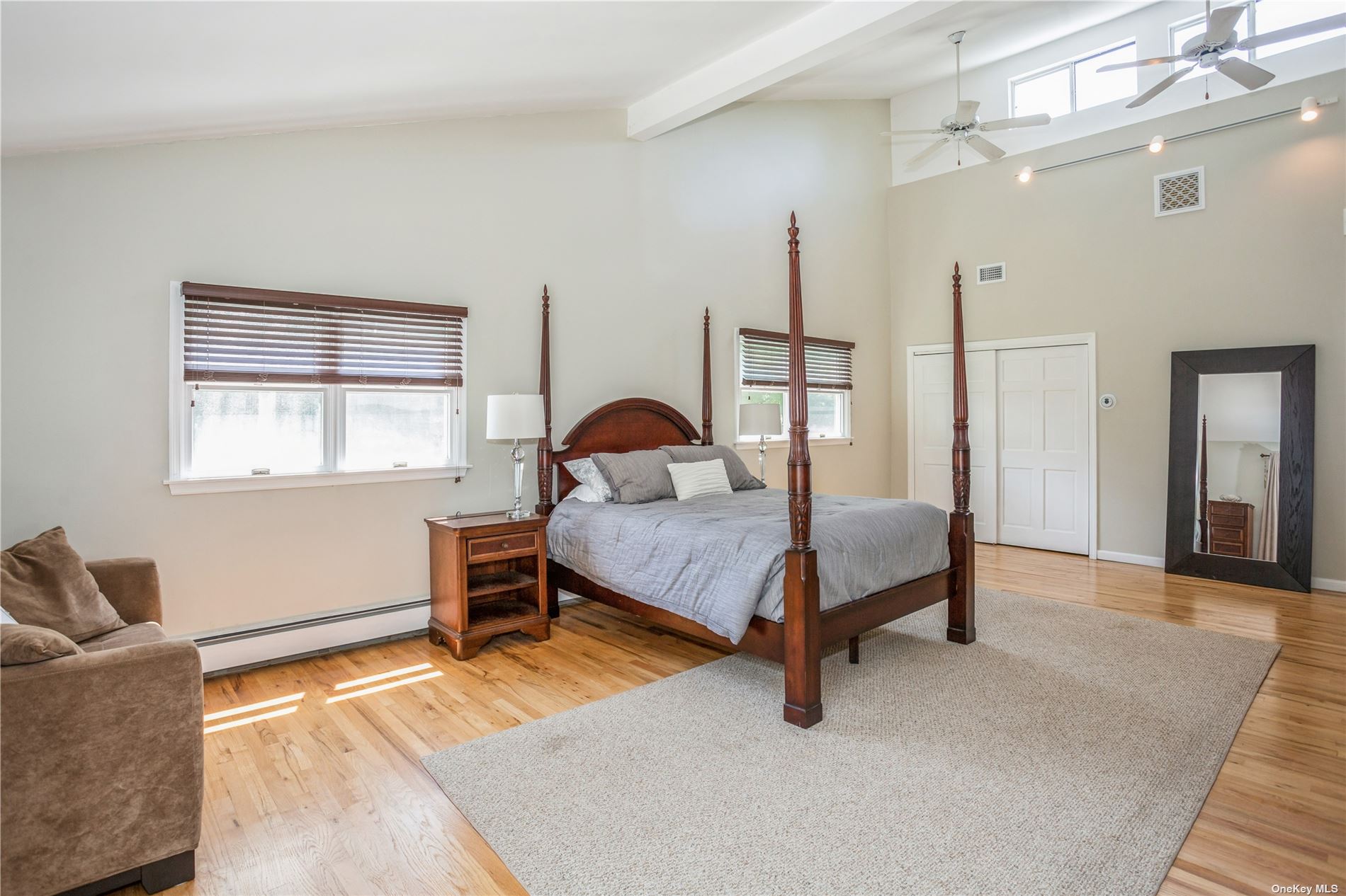 215 Southold, undefined 00000 - Photo 17 of 26