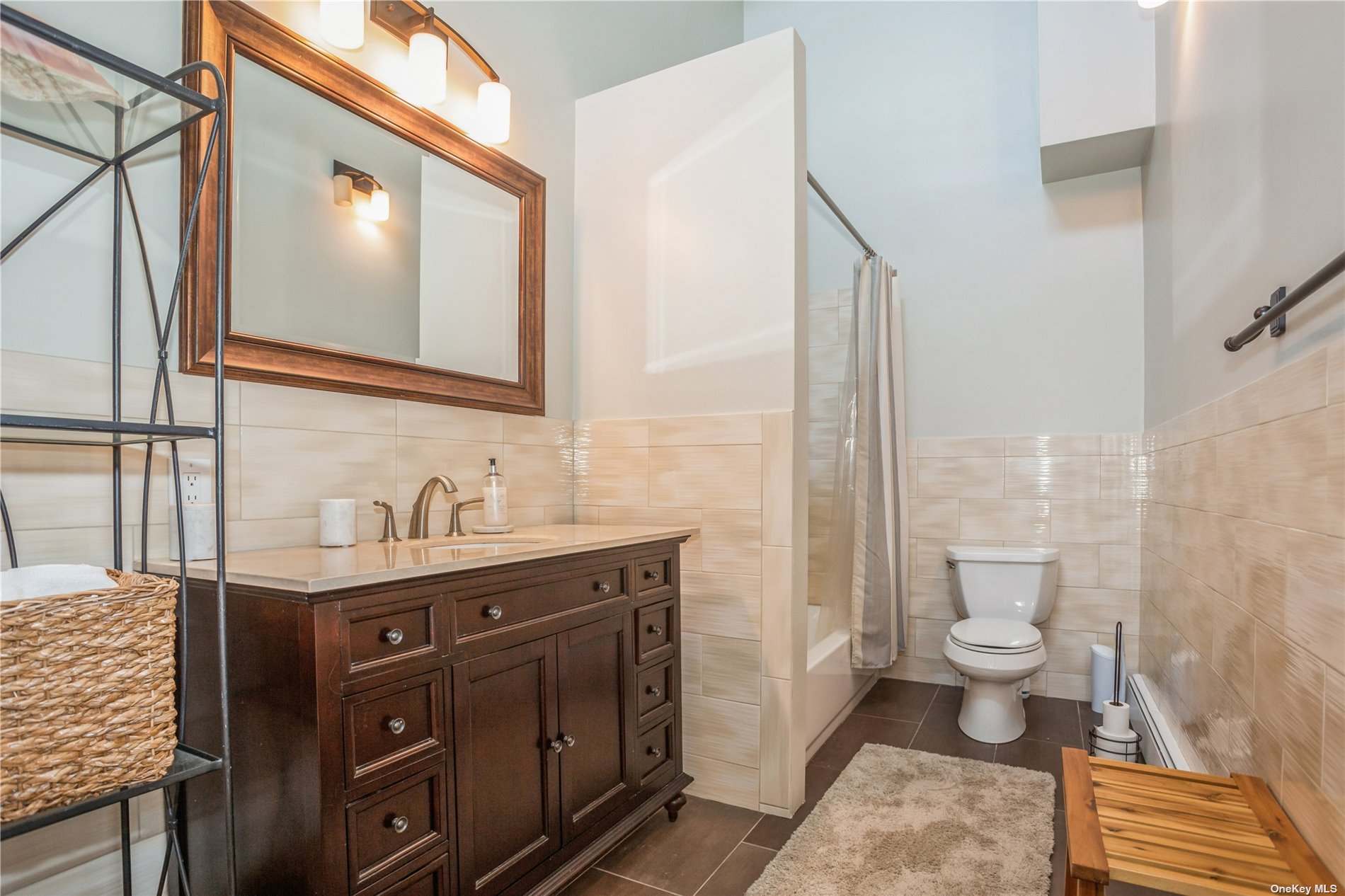 215 Southold, undefined 00000 - Photo 18 of 26