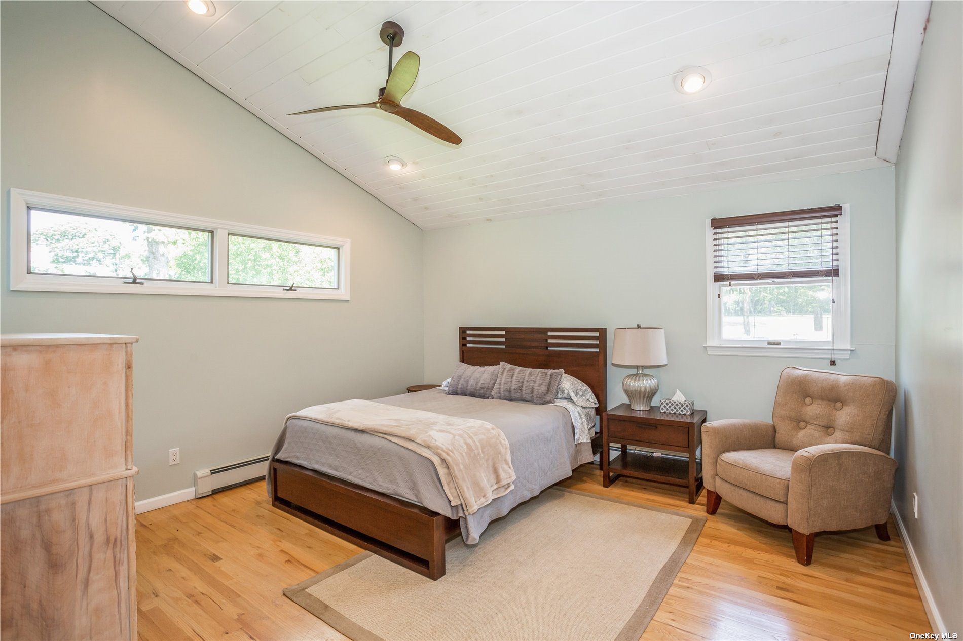 215 Southold, undefined 00000 - Photo 20 of 26