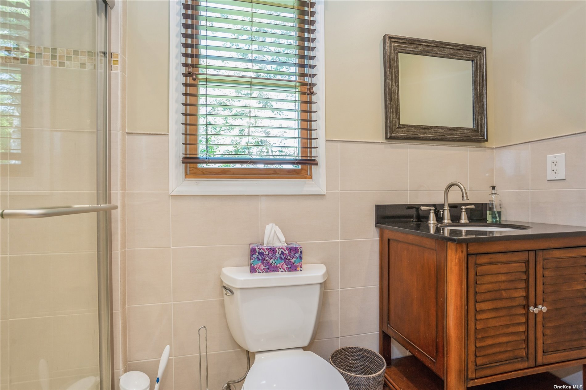 215 Southold, undefined 00000 - Photo 21 of 26